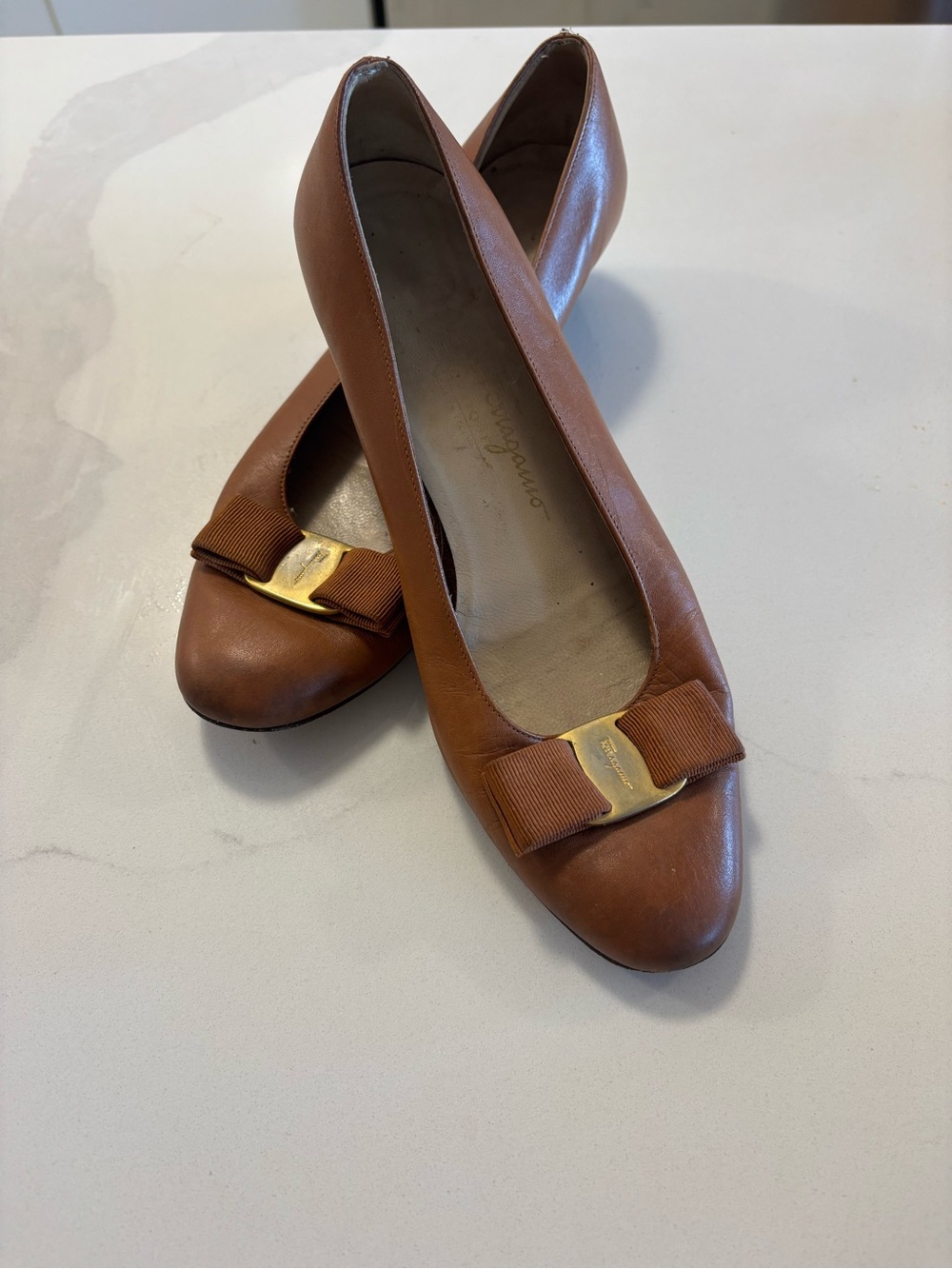 Salvatore Ferragamo vintage Vara pumps brown
